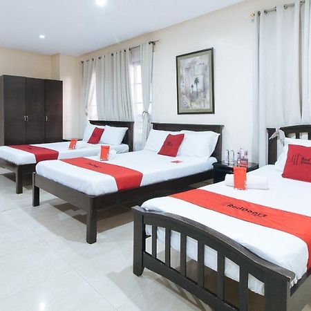 RedDoorz Plus @ Better Living Paranaque Manilla Buitenkant foto